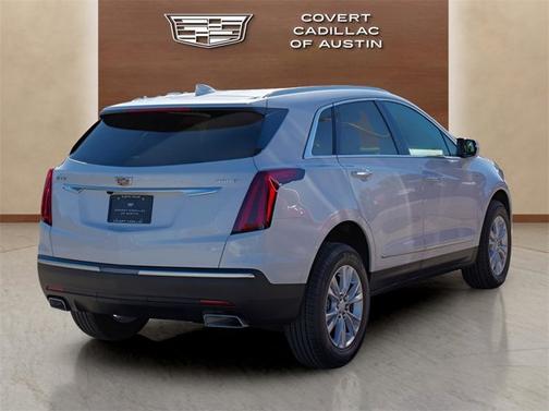 2026 Cadillac XT5 FWD Luxury