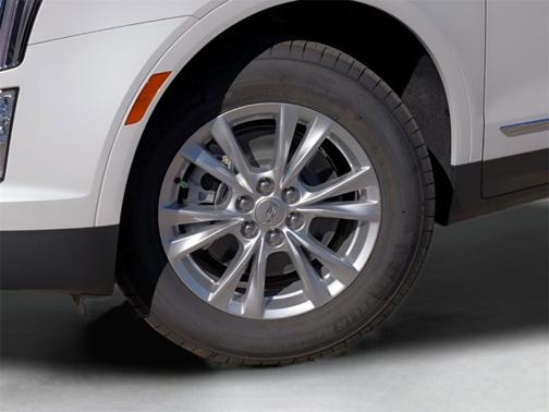 2026 Cadillac XT5 FWD Luxury