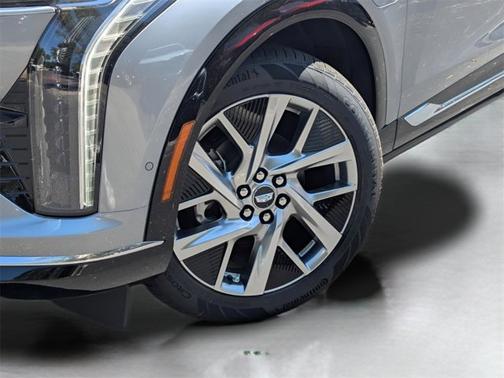 2025 Cadillac OPTIQ Luxury
