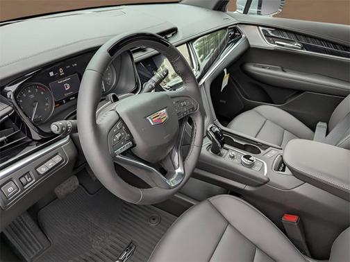 2025 Cadillac XT6 FWD Premium Luxury