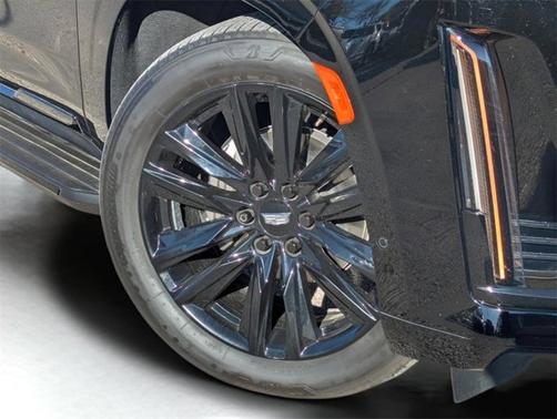 2022 Cadillac Escalade Sport