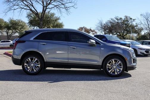 2023 Cadillac XT5 FWD Premium Luxury