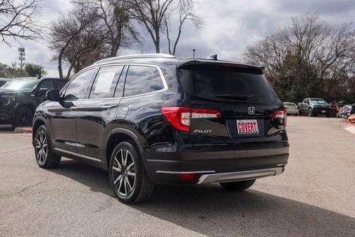 2022 Honda Pilot Touring 7-Passenger