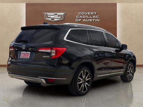 2022 Honda Pilot Touring 7-Passenger