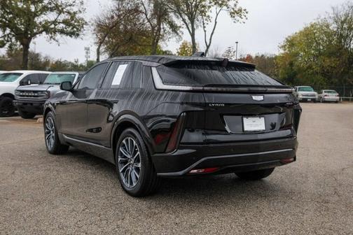 2024 Cadillac LYRIQ Sport