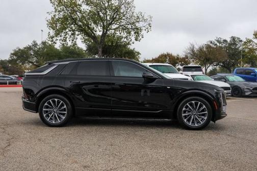 2024 Cadillac LYRIQ Sport