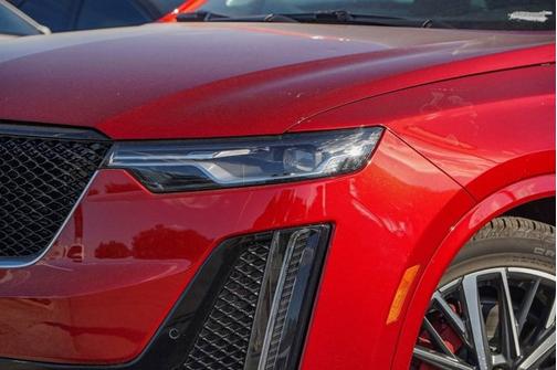 2025 Cadillac XT6 AWD Sport