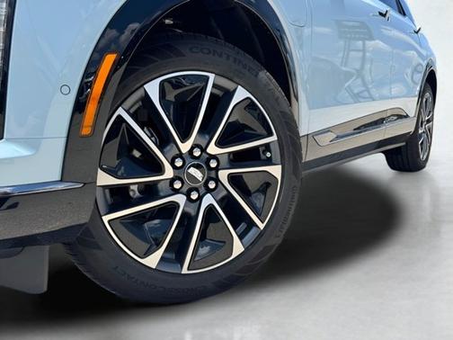 Nimbus Metallic 2026 Cadillac OPTIQ Sport