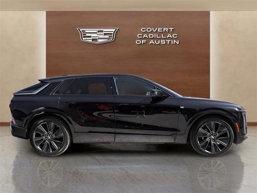 2024 Cadillac LYRIQ Sport