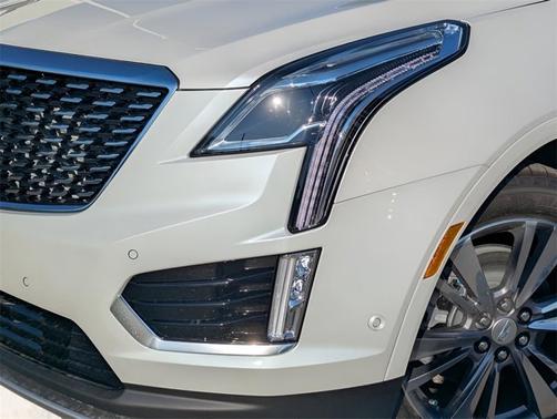 2025 Cadillac XT5 FWD Premium Luxury