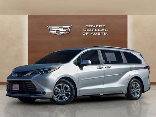 2024 Toyota Sienna Platinum