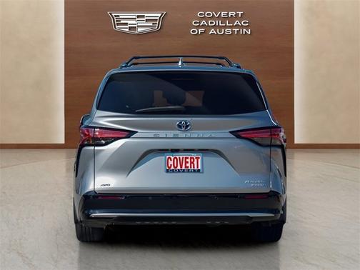 2024 Toyota Sienna Platinum