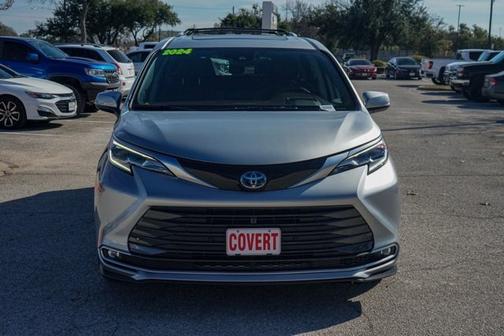 2024 Toyota Sienna Platinum