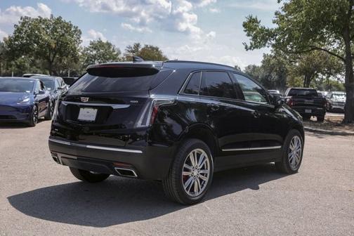 2025 Cadillac XT5 AWD Sport