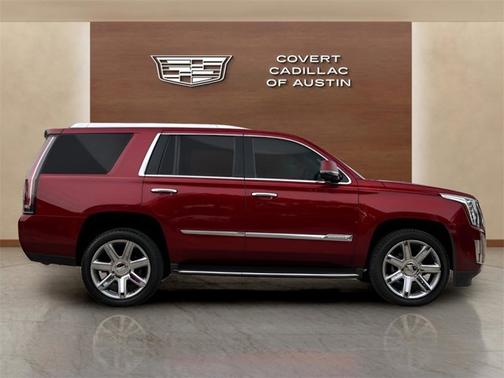 2017 Cadillac Escalade Luxury