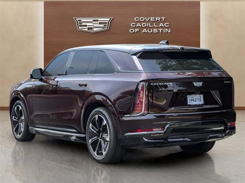 2025 Cadillac Escalade IQ Sport 2