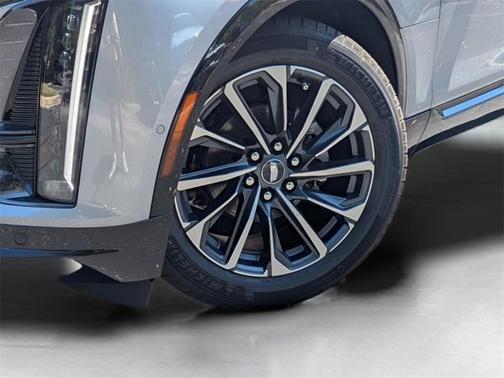 2026 Cadillac LYRIQ Premium Sport