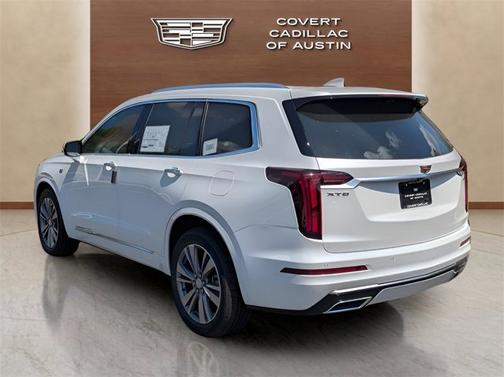 2025 Cadillac XT6 FWD Premium Luxury