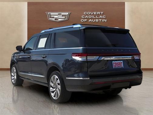 2022 Lincoln Navigator L Reserve