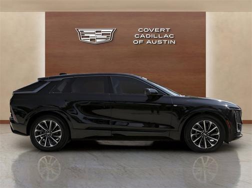 2024 Cadillac LYRIQ Sport