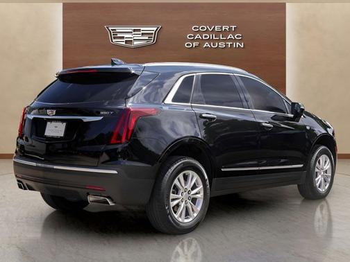 Stellar Black Metallic 2024 Cadillac XT5 FWD Luxury