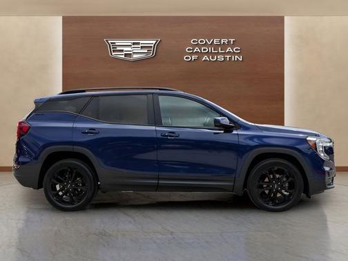 Marine Metallic 2022 GMC Terrain SLE