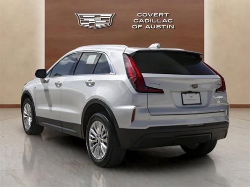 2024 Cadillac XT4 FWD Luxury
