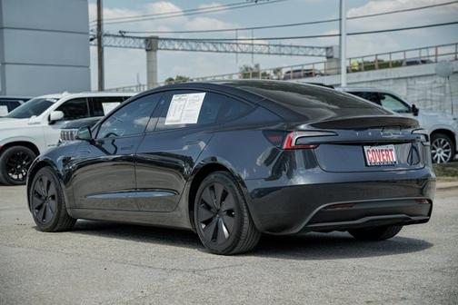 2025 Tesla Model 3 Long Range