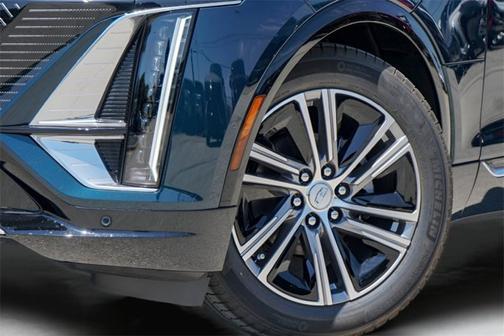 2026 Cadillac LYRIQ Premium Luxury