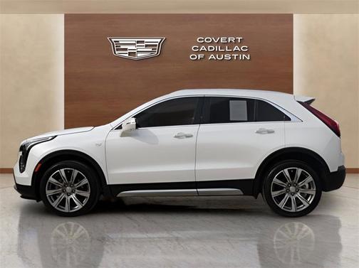 2023 Cadillac XT4 FWD Premium Luxury