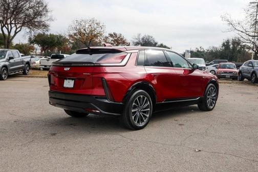 2024 Cadillac LYRIQ Sport