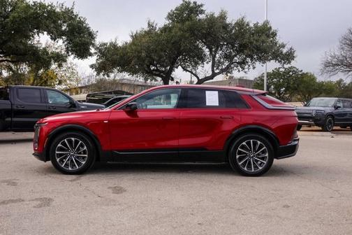 2024 Cadillac LYRIQ Sport