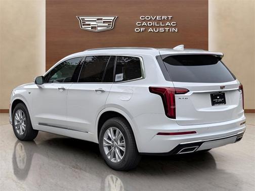 2025 Cadillac XT6 FWD Luxury