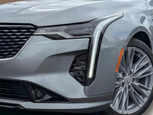 2025 Cadillac CT4 Premium Luxury