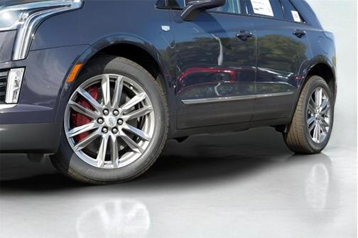 2025 Cadillac XT5 AWD Sport