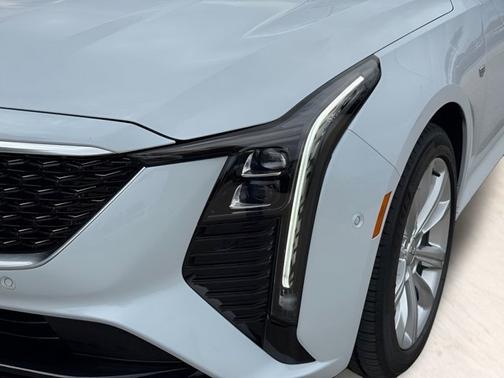 Vibrant White Tricoat 2026 Cadillac CT5 Premium Luxury