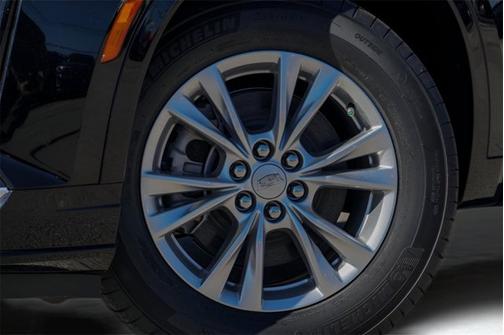 2025 Cadillac XT6 AWD Luxury