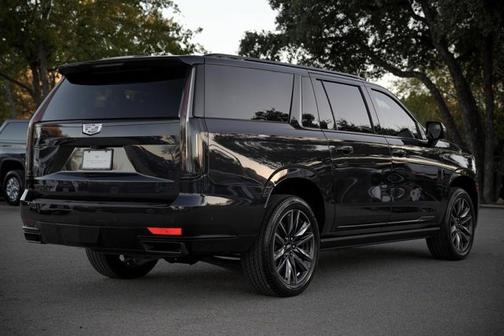 2022 Cadillac Escalade ESV Sport