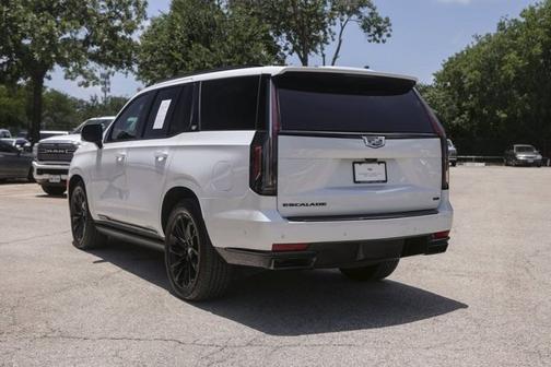 2023 Cadillac Escalade 4WD Sport Platinum
