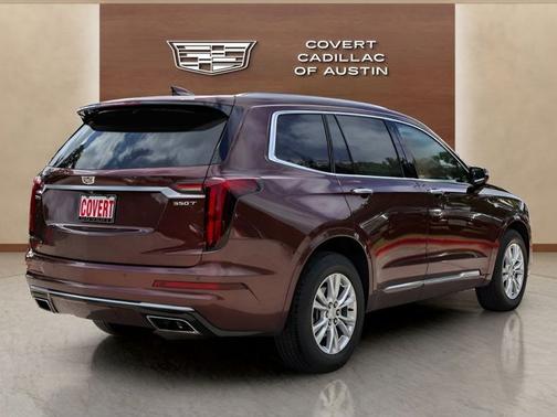 Rosewood Metallic 2022 Cadillac XT6 Luxury
