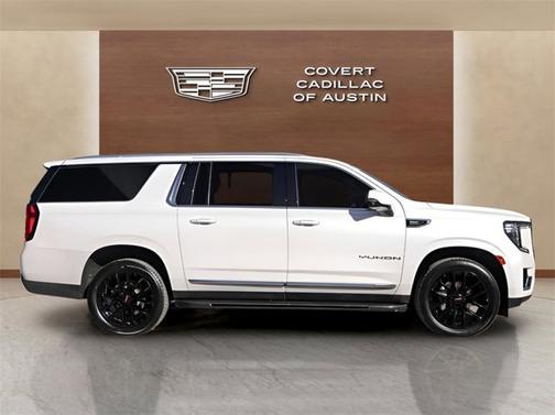 2022 GMC Yukon XL SLT