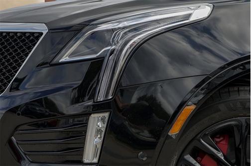 2026 Cadillac XT5 AWD Sport