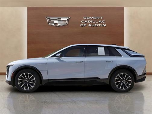 2025 Cadillac LYRIQ Sport