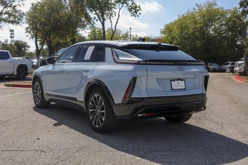 2025 Cadillac LYRIQ Sport