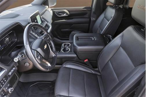 2023 Chevrolet Suburban High Country