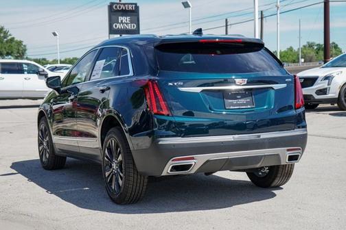 Emerald Lake Metallic 2026 Cadillac XT5 FWD Premium Luxury