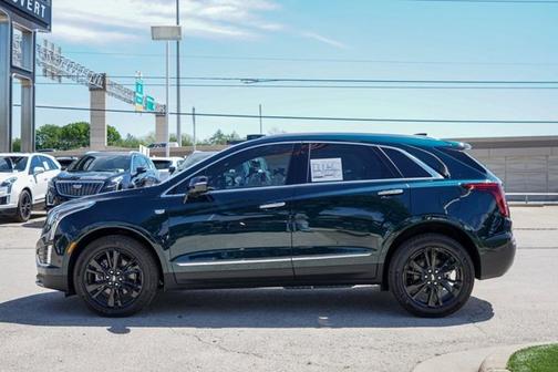 Emerald Lake Metallic 2026 Cadillac XT5 FWD Premium Luxury