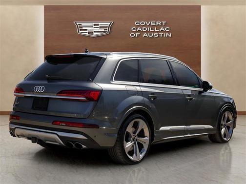 2023 Audi SQ7 Premium Plus