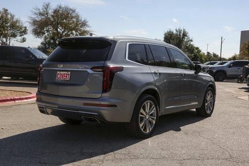 2022 Cadillac XT6 Premium Luxury
