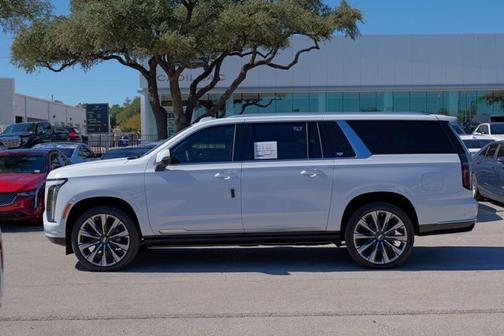 2026 Cadillac Escalade ESV 4WD Luxury